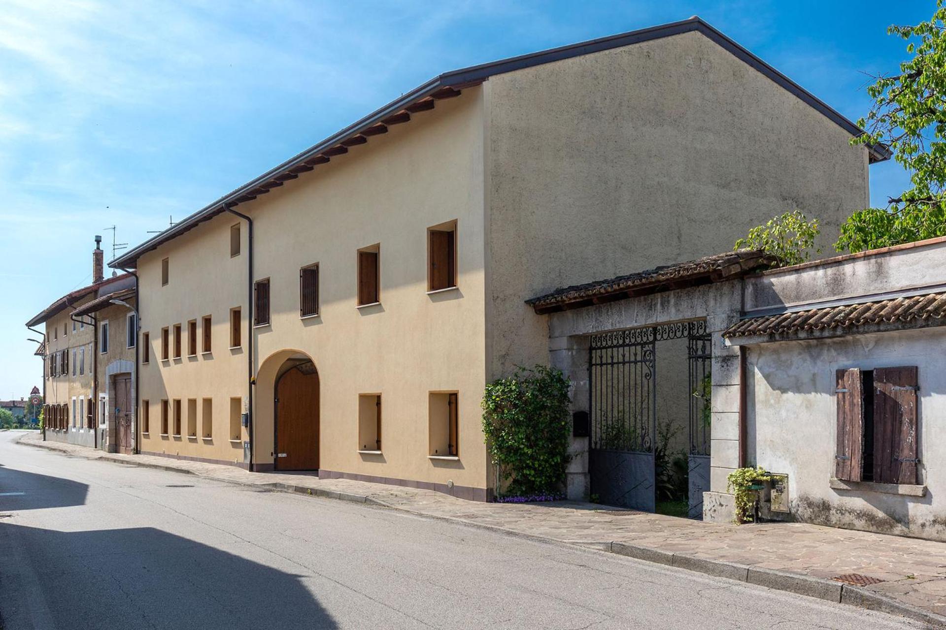 Vivaro Albergo Diffuso Magredi מראה חיצוני תמונה